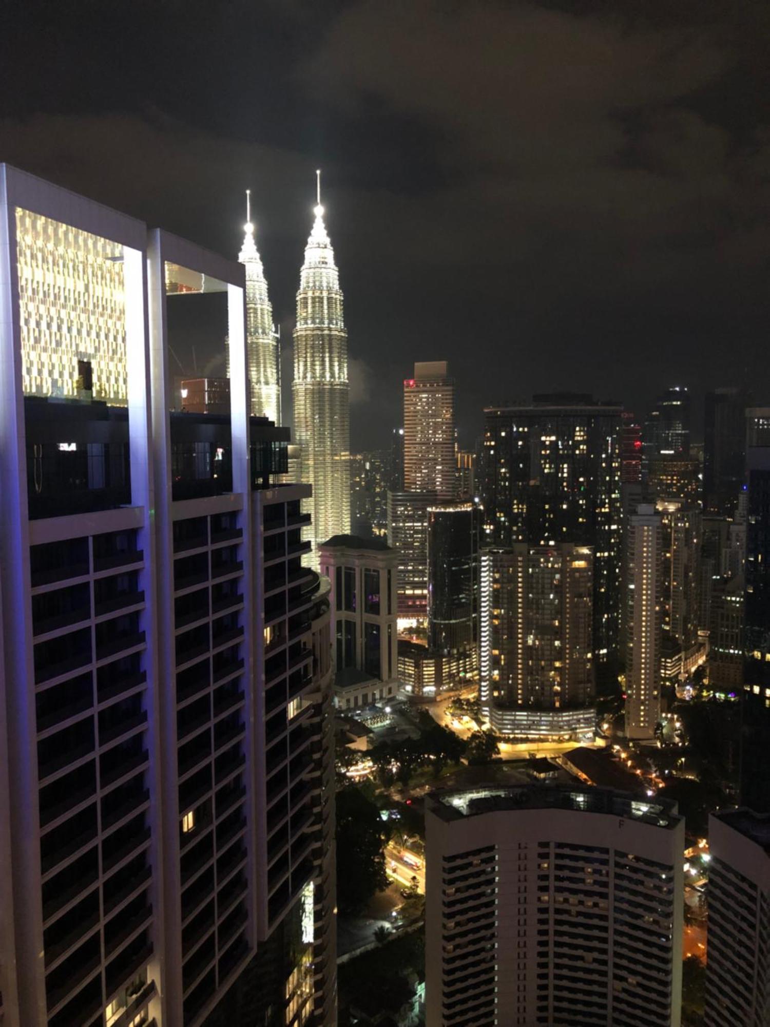 Apartamento Platinum Klcc Pool View Kuala Lumpur Exterior foto