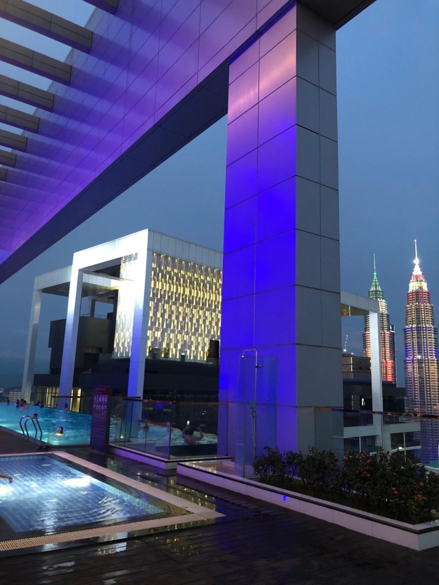 Apartamento Platinum Klcc Pool View Kuala Lumpur Exterior foto