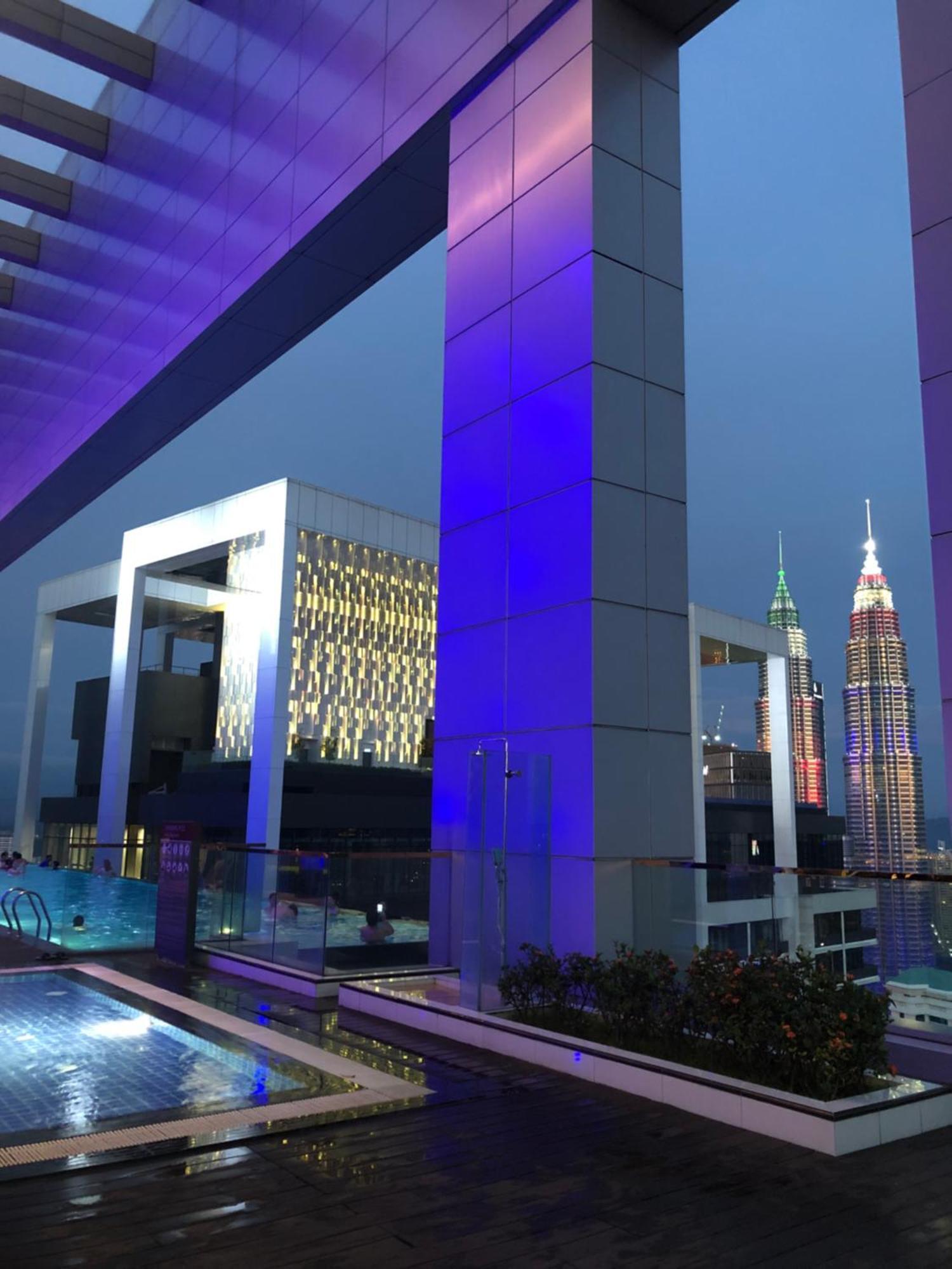 Apartamento Platinum Klcc Pool View Kuala Lumpur Exterior foto
